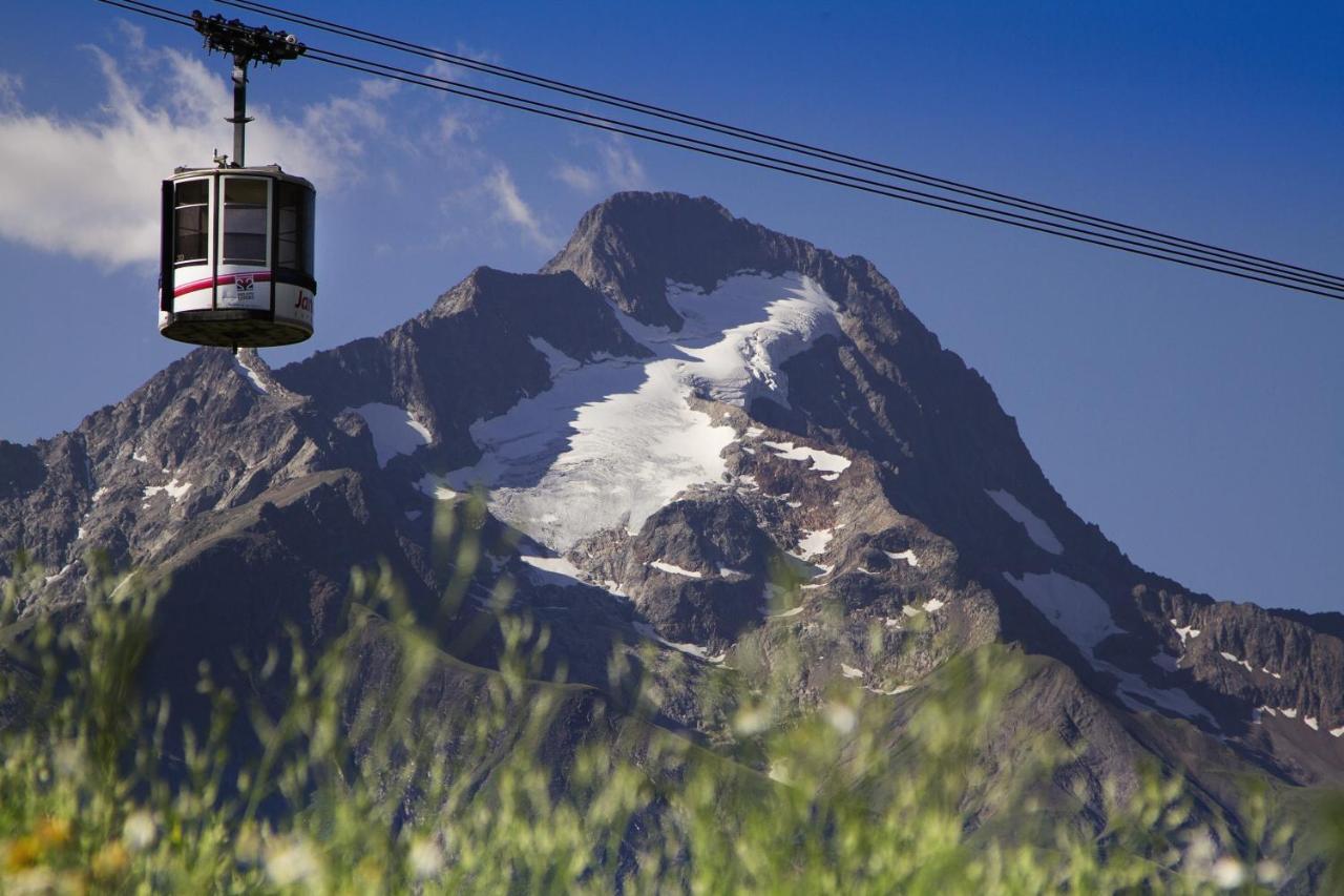 Hotel Les 2 Alpes L'Oree Des Pistes 레두잘프 외부 사진