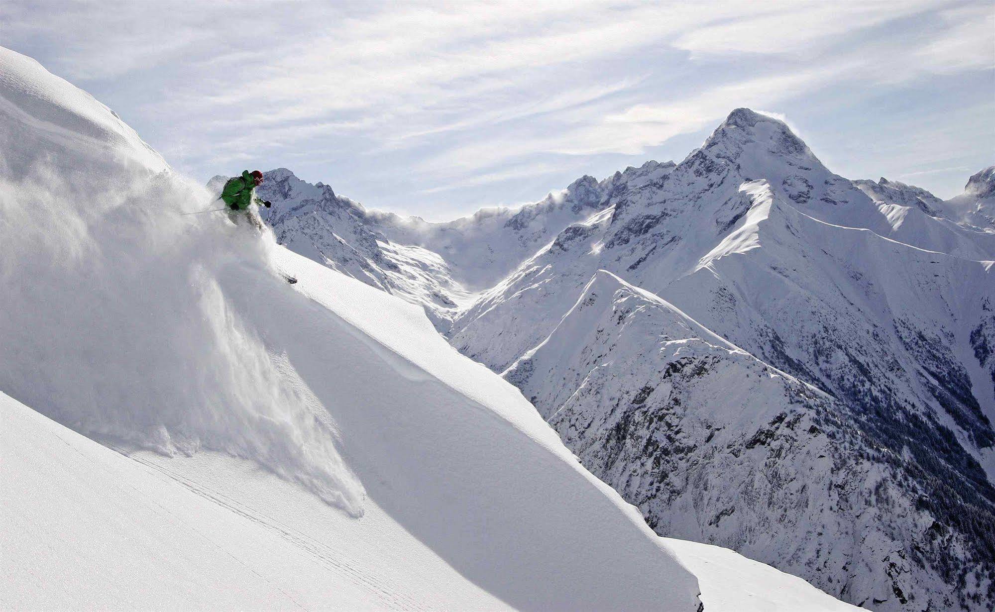 Hotel Les 2 Alpes L'Oree Des Pistes 레두잘프 외부 사진